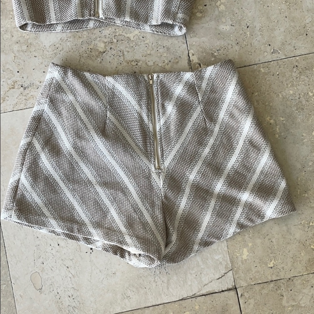 Gorgeous boho two piece outfit - Picture 7 of 7